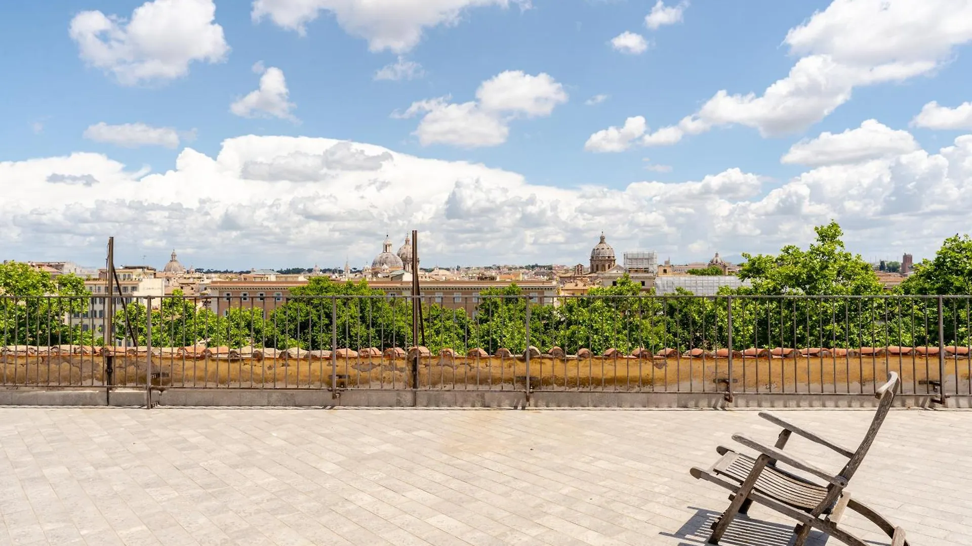 Trilussa Dolce Vita Apt Rome Italy